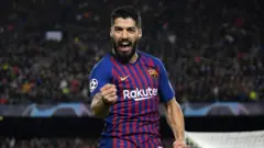 Futbolcu Suarez'in şaibeli dil sınavı nedeniyle Juventus yöneticisine soruşturma açıldı