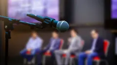 Microfone em palco