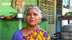 ઈડલીનો વેપાર કરતાં મહિલા