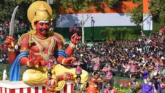 அய்யனார் சிலைக்கு போடப்பட்ட பூணூல் மாலையாக மாற்றப்பட்டதா?