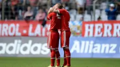 two football players