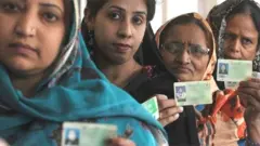 پاکستان، شہریت، شناختی کارڈ، خواتین
