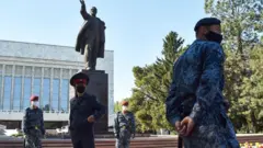 Кыргызстандын баш калаасы Бишкекте өзгөчө абал 11-майга чейин узартылды