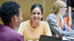 ఇంజినీరింగ్ విద్యార్థులు 