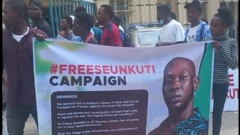 Awọn oluwọde niwaju ile ẹjọ majistereeti ni Eko