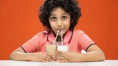 பூதாகரமாகும் போர்ன்விட்டா விவகாரம்: 'ஆரோக்கிய' பானங்களால் குழந்தைகளுக்கு என்ன ஆபத்து?