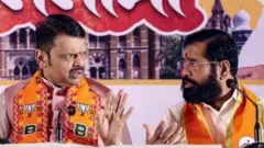 भाजपा-शिंदे गटाच्या महायुतीने मिळून बहुमताचा आकडा गाठला आहे. अर्थात, भाजपला महापौरपदासाठी एकनाथ शिंदेंची गरज भासणार आहे.