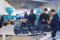 Шаҳрихондаги пойабзал корхонаси 