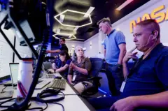 Sala de avaliação de missões (Mer) do programa Artemis