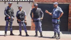 Awọn ọlọpaa South Africa