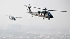Вертолеты Black Hawk над Багдадом
