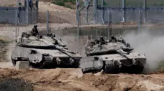 Tanques del ejército israelí en Gaza