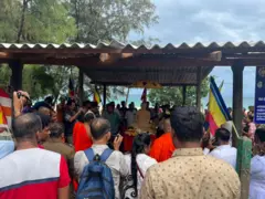 திருகோணமலை, புத்தர் சிலை பிரதிஷ்டை, இலங்கை, சிங்களர்கள், இலங்கை தமிழர்கள், மதம், பெளத்த மதம், பௌத்த பிக்குகள்