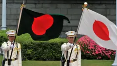 জাপান বাংলদেশের বিভিন্ন প্রকল্পে অর্থায়ন করছে।