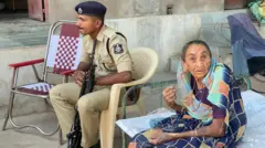 દલિત, પોલીસ રક્ષણ, ઍટ્રોસિટી, ઉના, જૂનાગઢ, ગુજરાત, સુરેન્દ્રનગર, બીબીસી ગુજરાતી, ગુજરાતના સમાચાર