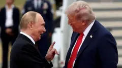 கிரீன்லாந்து, சீனா, டிரம்ப், அமெரிக்கா, ரஷ்யா, பிரிட்டன் 