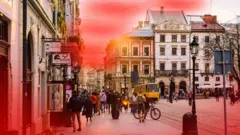 Львів у фоні червоних ліхтарів