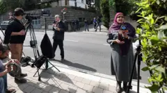 روبه‌روی سفارت عمان در رم