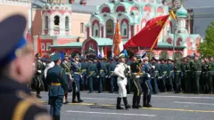 Militares chineses na Praça Vermelha.