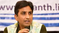 कुमार विश्वास