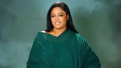 Olori tẹlẹ, Naomi Silekunola