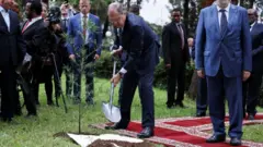 Лавровдун Африкага барган учуру. 2022-жыл июль айы