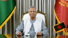 জাতির উদ্দেশ্যে ভাষণ দিয়েছেন অধ্যাপক মুহাম্মদ ইউনূস