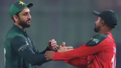 வங்கதேசத்துக்கு ஆதரவளிக்கும் பாகிஸ்தான் கிரிக்கெட் வாரியம். டி20 உலகக் கோப்பையில் பாகிஸ்தான் பங்கேற்குமா?