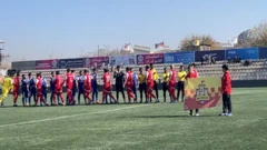 در دیدار افتتاحیه، ابومسلم فراه که عنوان قهرمانی فصل گذشته را در کارنامه دارد، مقابل استقلال کابل به میدان رفت و توانست حریف خود را با نتیجه ۵ بر صفر شکست دهد.