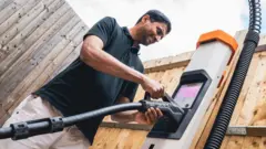 బ్యాటరీ చార్జింగ్ 