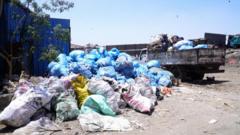 Les fournitures en plastique ne permettent pas de rafraîchir le travail des collecteurs d'ordures au Caire