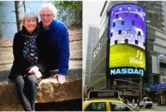Chuck O'Rear y Daphne Larkin posan sonrientes frente a un lago, sentados sobre una piedra. la pareja,