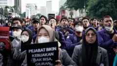 Gerakan mahasiswa, demonstrasi 