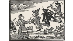 Grabado antiguo que muestra figuras volando en escobas, incluyendo una con sombrero puntiagudo y otra con cuernos, frente a una persona en tierra.