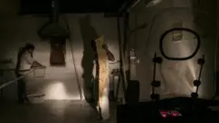 یک سنگک فروشی در تهران به هنگام بی برقی