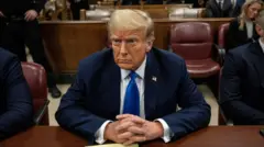 Дональд Трамп в зале суда