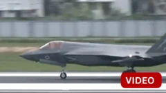 கேரளா: 5 வாரங்களுக்கும் மேல் நின்றிருந்த பிரிட்டனின் F35-B விமானம் புறப்பட்டது