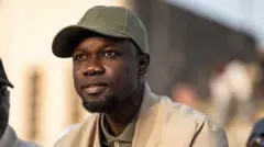 Ousmane Sonko, lors d'un meeting à Dakar.