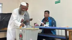 ১২ই ফেব্রুয়ারির নির্বাচন