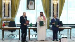 Türkiye, Suudi Arabistan ve Pakistan savunma anlaşması imzaladı haber görseli