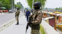 ભારત પાકિસ્તાન સીઝફાયર અંગે આંતરરાષ્ટ્રીય ઇન્ટરનેશનલ મીડિયા શું કહે છે, ન્યૂ યૉર્ક ટાઇમ્સ, વૉશિંગ્ટન પોસ્ટ, ટેલિગ્રાફ, ઇન્ડિપેન્ડન્ટ, ડેઇલી સ્ટાર, બીબીસી ગુજરાતી આંતરરાષ્ટ્રીય સમાચાર ઇન્ટરનેશનલ ન્યૂઝ