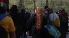 زنان بدون حجاب اجباری در ایران 
