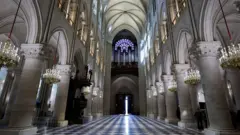 Interior de la catedral de Notre Dame.