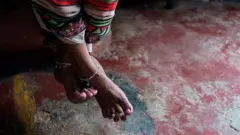 ጨው ኣብዚሓትለይ ኢሉ ንሰበይቱ ሓኒቝ ዝቐተለ ህንዳዊ