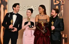 အကောင်းဆုံးအမျိုးသား/အမျိုးသမီး ဇာတ်ဆောင်ဆုနဲ့ အကောင်းဆုံးအမျိုးသား/အမျိုးသမီးဇာတ်ပို့ဆုရှင်များ ( ဝဲမှယာ) 