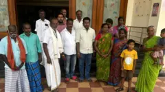 குவைத்
ராமநாதபுரம் மாவட்ட ஆட்சியரை சந்தித்து மனு அளித்த குடும்பத்தினர்