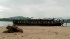 হাওরে হাউসবোট