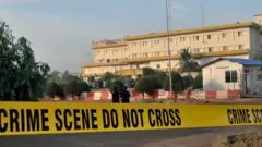 Déploiement des forces de sécurité maliennes autours des hôtels après l'attaque du Radison de Bamako