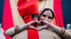 પ્રતીકાત્મક તસવીર