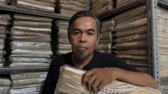 Muhidin M Dahlan, kliping, arsip